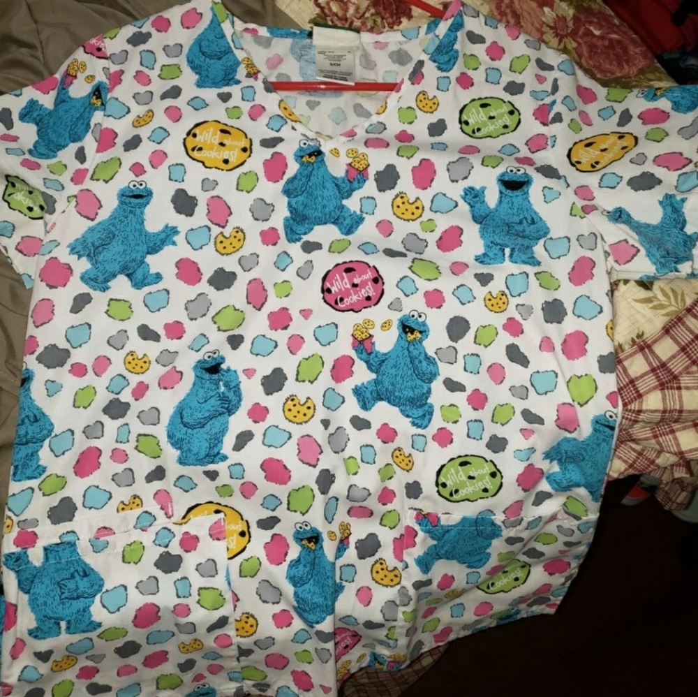 Cookie monster scrub top